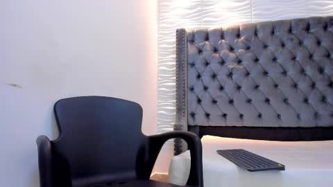 joseph_vans online show from May 14, 4:21 am