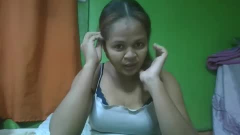 josephiealdy online show from May 11, 5:32 pm