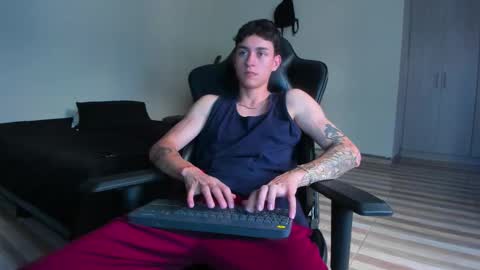 Josh online show from November 29, 3:41 pm