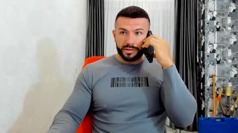 joshuamuscle69 online show from October 15, 5:00 am