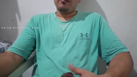 Snapshot of josq121 chatting on October 6, 11:44 pm josq121 online show from October 6, 11:44 pm