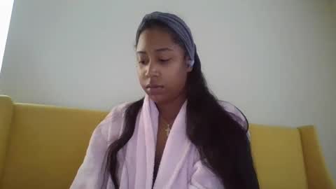 Snapshot of jottijade chatting on October 22, 1:24 pm jottijade online show from October 22, 1:24 pm