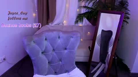 Snapshot of joyce_coy chatting on January 11, 4:25 pm Joyce online show from January 11, 4:25 pm