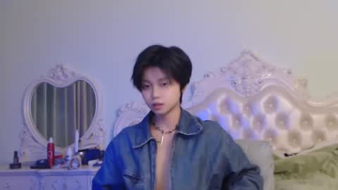 joycekay online show from January 7, 9:09 pm