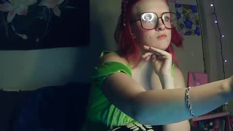 Snapshot of joydestroy69 chatting on December 3, 12:08 am joydestroy69 online show from December 3, 12:08 am