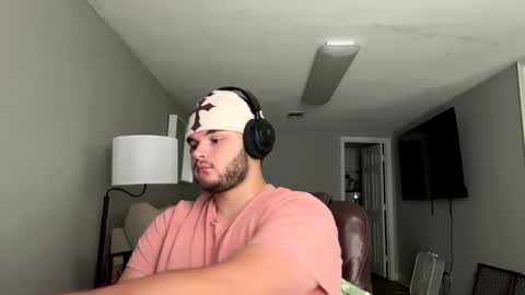 Snapshot of jp46893 chatting on January 2, 6:45 pm jp46893 online show from January 2, 6:45 pm