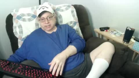 jpmel99 online show from May 19, 10:06 pm