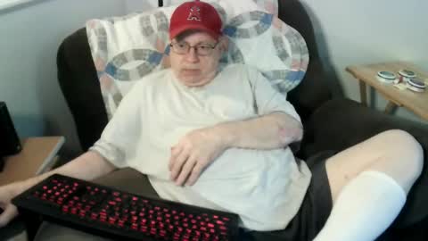 jpmel99 online show from May 23, 10:39 pm