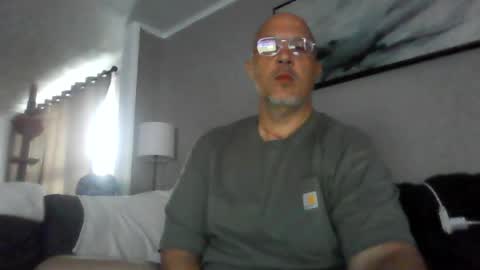 jr1871 online show from July 25, 11:08 am