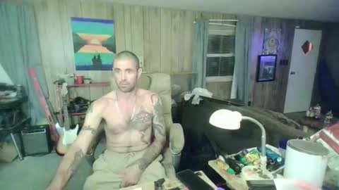 jrizzle1111 online show from March 11, 8:17 am