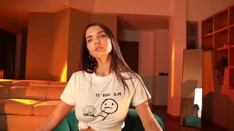 Jennifer Diaz online show from February 11, 6:22 pm