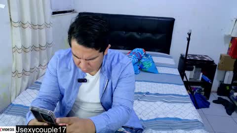 jsexycouple17 online show from October 19, 7:57 am
