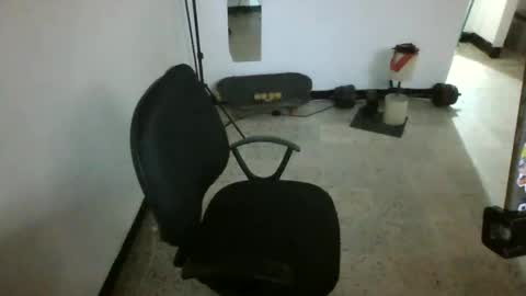 juan235665 online show from May 18, 3:16 am