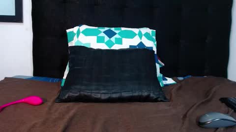    online show from January 9, 5:40 pm