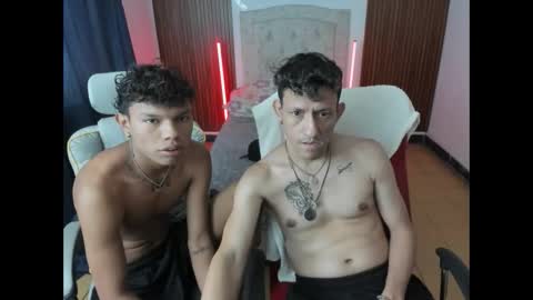 juan_and_luke online show from March 15, 2:31 pm