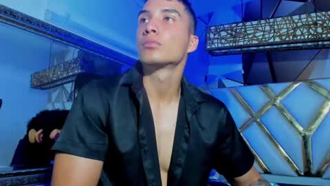 JUAN SMITH online show from December 31, 3:53 pm