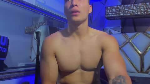 JUAN SMITH online show from February 4, 1:06 pm