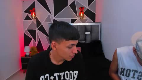 JuanSteven online show from May 5, 3:57 am