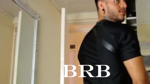 Juan Esteban online show from February 25, 4:49 am