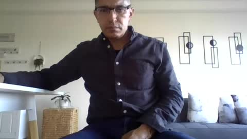 juanearth1 online show from July 17, 11:17 pm