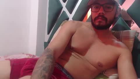 Snapshot of juanfe_style chatting on September 9, 6:30 pm juanfe_style online show from September 9, 6:30 pm