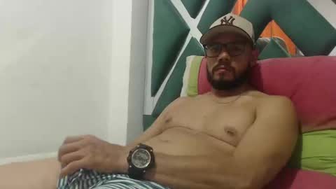 Snapshot of juanfe_style chatting on September 25, 4:52 am juanfe_style online show from September 25, 4:52 am