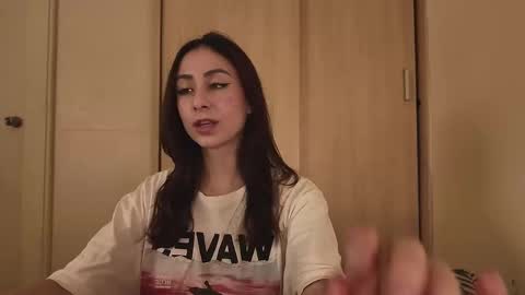 juanilla99 online show from October 20, 4:39 am