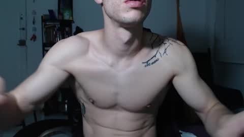 Snapshot of juanisimo_ chatting on February 19, 12:14 am JUANISIMO  online show from February 19, 12:14 am