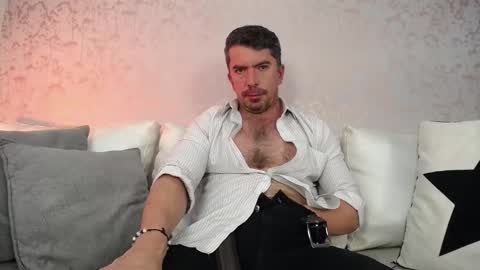 Juan k online show from November 13, 2:42 pm