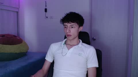 juanmres online show from April 14, 9:40 pm