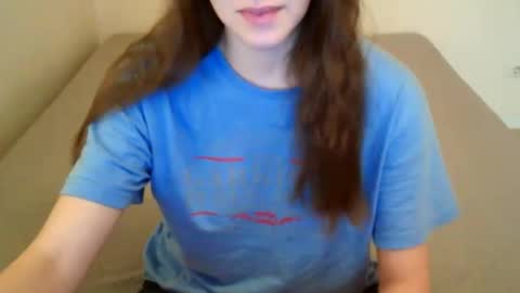 Snapshot of juicetalia chatting on October 25, 8:24 am JuiceTalia online show from October 25, 8:24 am