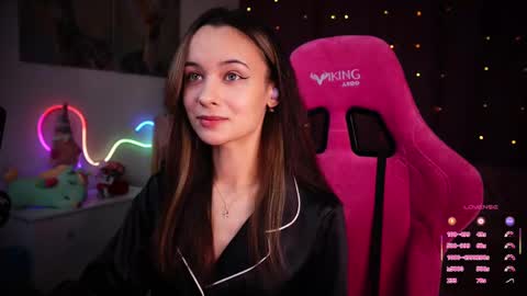 Angelina online show from March 4, 9:11 pm