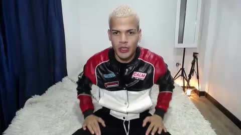 Miguel online show from October 29, 2:46 am