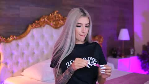 Jessye online show from October 5, 8:49 pm