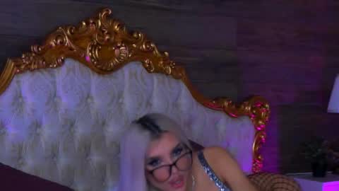 Jessye online show from February 8, 9:40 pm