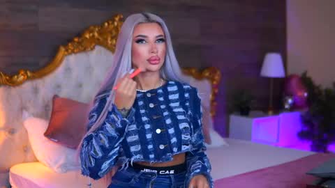 Jessye online show from April 2, 8:16 pm