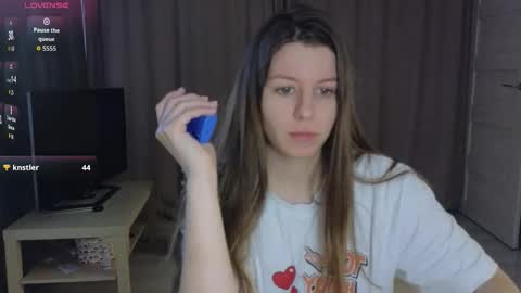 laura online show from February 17, 1:21 pm