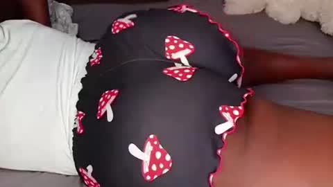 Sweetass online show from October 1, 5:06 am