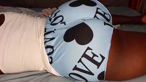 Sweetass online show from November 26, 7:27 am