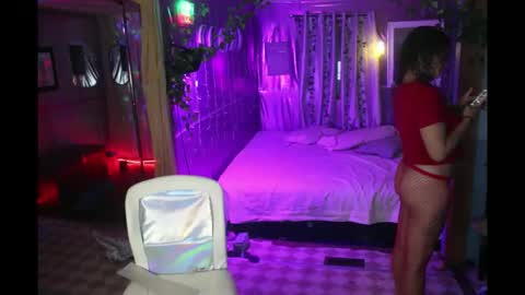 Snapshot of juicyjayxxx69 chatting on October 23, 3:52 am juicyjayxxx69 online show from October 23, 3:52 am