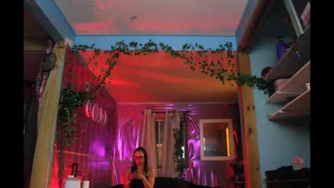 juicyjayxxx69 online show from July 5, 4:15 am