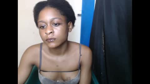 juicynwetx online show from February 24, 1:21 pm