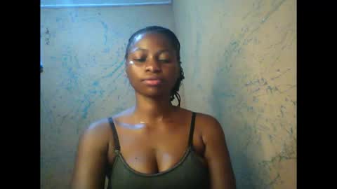 juicypiexx online show from December 1, 11:36 pm