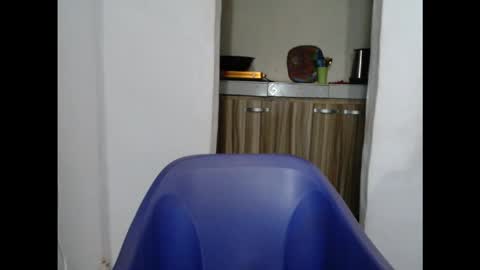 juicyxpink online show from November 29, 5:04 am