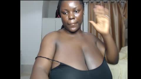 juicyxxxboobs online show from September 14, 9:27 pm