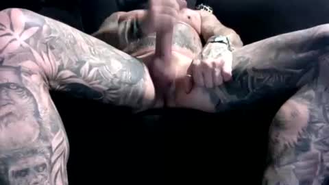 jules23tats online show from October 31, 3:12 pm