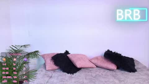 Jules and Gia online show from May 2, 5:41 pm
