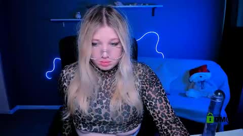 juli kisss online show from March 4, 12:44 pm