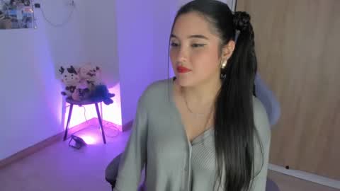 juli_santos_22 online show from September 26, 11:24 pm