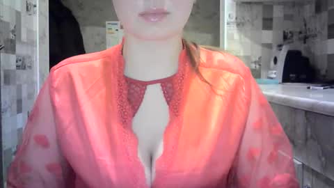 julia69009 online show from February 24, 10:35 pm